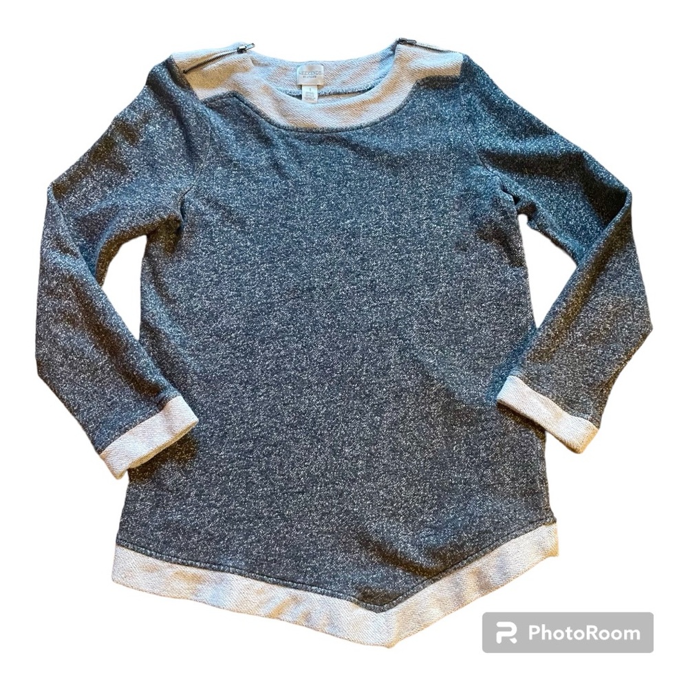 CHICOS Weekend lightweight sweater/sweatshirt w/ fun zippers on shoulders size 1
